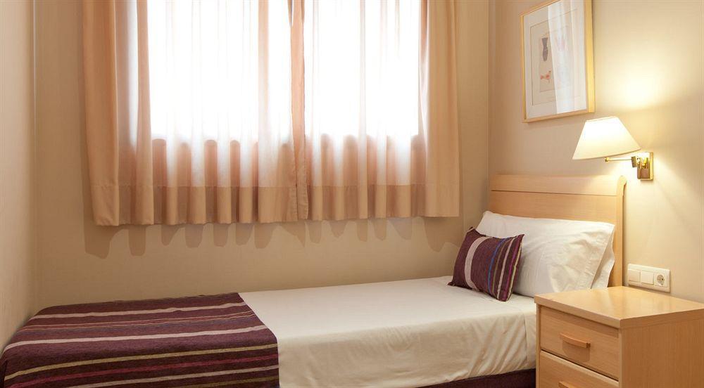 Apartamentos Plaza Picasso Βαλένθια Εξωτερικό φωτογραφία